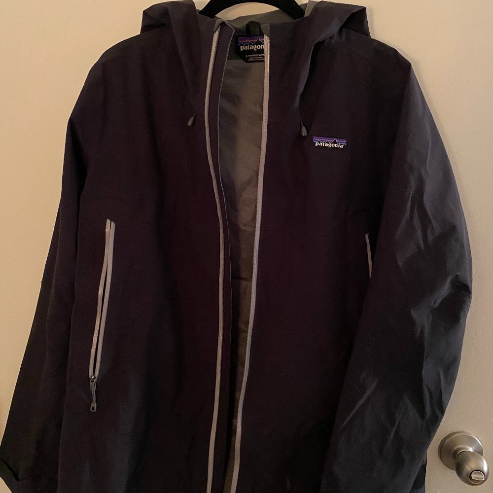 Patagonia Rain Jacket, Black, Like New, Large